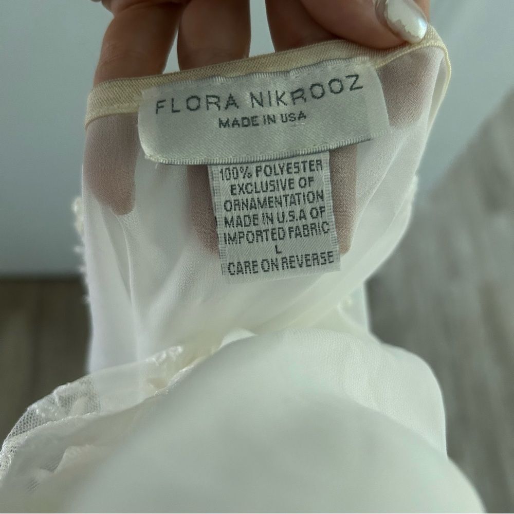Flora Nikrooz Long Sheer Robe Lace Detail Bell Sleeves Nightgown floor length - Picture 6 of 6